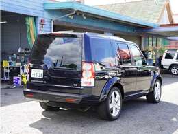 ランドローバー選びは専門店の当社にお任せください。