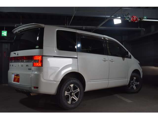 中古車から登録済未使用車・新車までに及ぶ、豊富な在庫に納得価格、きっとお求めの車両が見つかります。