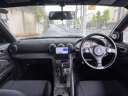 禁煙車・NISMOマフラー・NISMOタワーバー・NISMOアルミペダル・導風板・純正ブーストメーター・キーレス・ETC・ナビTV