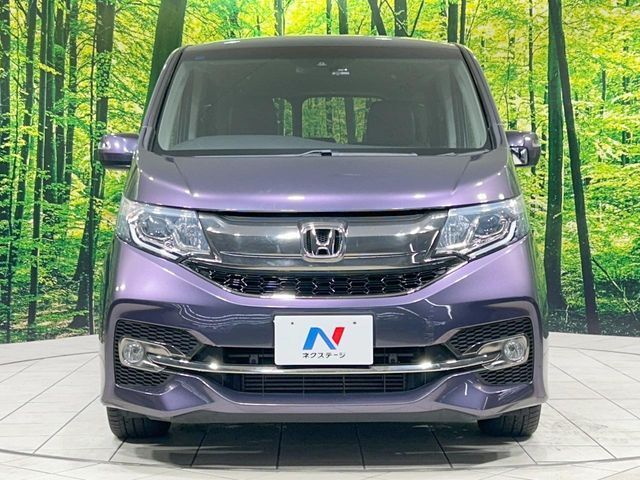 弊社では、全車『修復歴なし』のお車のみ取り扱っております。専任バイヤーによる厳選した仕入れの後、入庫後の車両チェックを行い、ネクステージが認定した高品質な中古車をご提供しております。