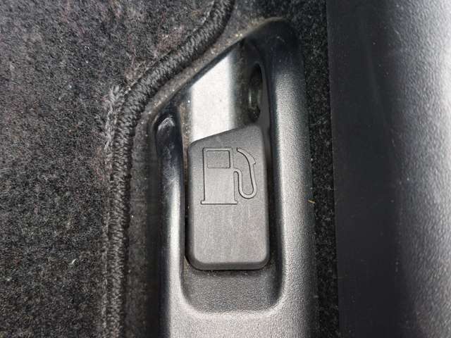 【運転席操作部】『運転席周辺の装備』の画像になります。快適なドライブを楽しむための機能が装備されています！運転席から触れるので使いやすいです！