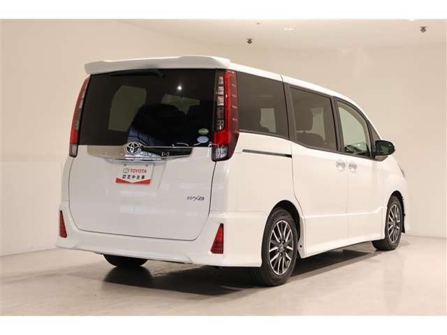 ★★★トヨタ認定中古車★★★　中古車の内外装の状態などを一目で分かるよう、トヨタ車のプロの検査員が実施した「車両検査証明書」をご用意しております。