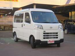 池田輪業グループで在庫約200台以上。乗用車はもちろん、トラックから軽自動車までお客様のニーズに合わせて取り揃えてます。