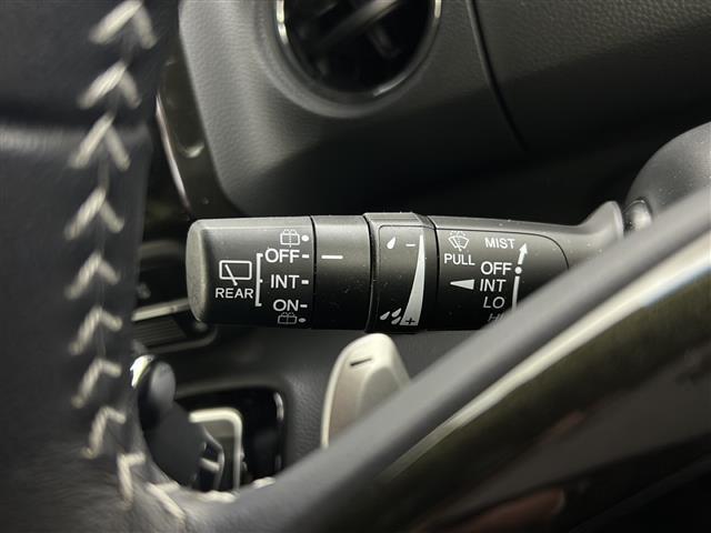 【運転席操作部】快適なドライブを楽しむための機能が装備されています！運転席から触れるので、使いやすいです！除菌プランいれていただくと、さらに清潔で安心していただけます！