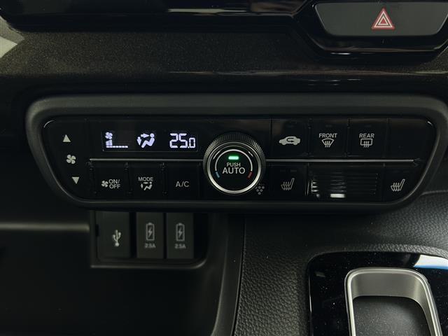 【運転席操作部】快適なドライブを楽しむための機能が装備されています！運転席から触れるので、使いやすいです！除菌プランいれていただくと、さらに清潔で安心していただけます！