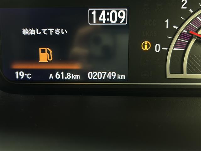 【スピードメーター】メーターがシンプルで見やすく運転しやすいですね！