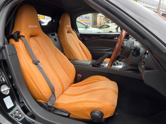 ドライバーによって運転しやすいポジションは異なり、あの車はどうなのか不安なこともありますよね。気になるお車は店頭で乗り込んでご確認いただけます♪