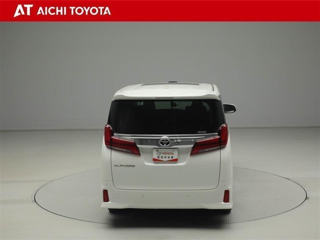 『TOYOTA認定中古車』は「まるごとクリーニング」で綺麗な内外装、「車両検査証」はプロによるチェック、買ってからも安心の「ロングラン保証」、3つの安心安全を標準装備したトヨタのブランドU-Carです