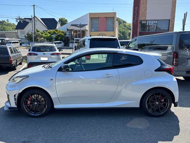 自社ホームページもございます。https://www.garage-in.jp/
