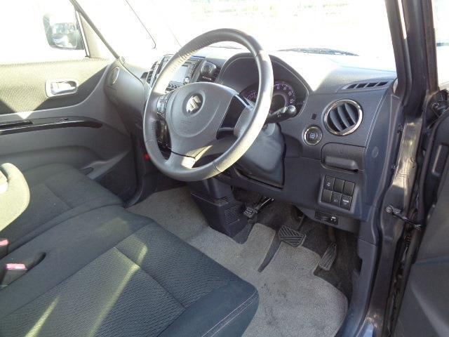 納車後の点検や整備、車検なども当店にお任せ下さい。ベテランスタッフが丁寧にお客様のお車を整備致します★また、こんなパーツがつけたい！装備が欲しい！などのご意見もお気軽にお伝え下さい！！