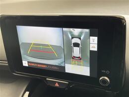 【全周囲カメラ】真上から見たような映像が流れ、便利かつ大変見やすく安全確認もできます！駐車が苦手な方にもオススメな便利機能です！全方位カメラ/パノラミックビューモニター/アラウンドビューモニター