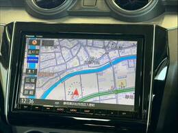 純正8型ナビを装備！！ Bluetooth接続可能！！