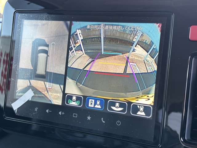 全方位モニター付きメモリーナビゲーション装着車！