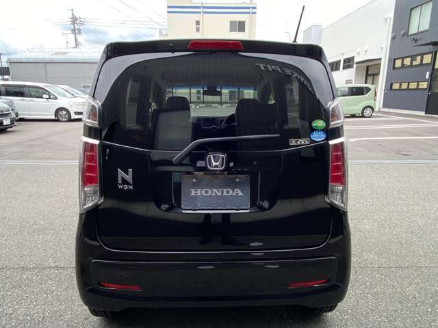 総額の表示ですが、東三河地区の登録、当店での納車になります。県内でも名古屋地区の方は諸費用が加算、県外の方は陸送費用、行政書士費用などが必要ですのでご相談ください。