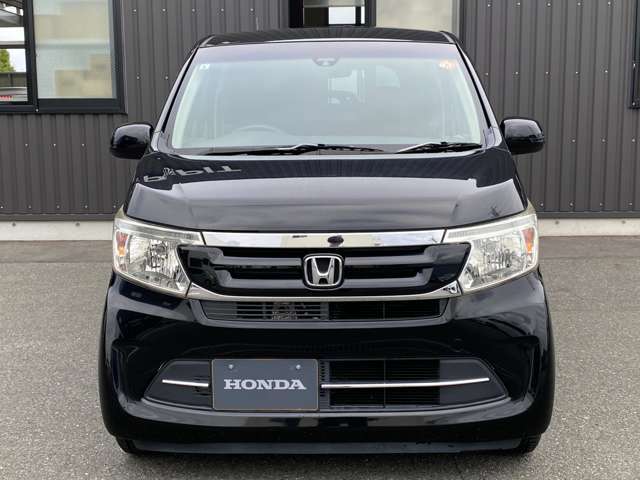 当社では第三者機関の証明書を提出しております。修復暦の有無や傷凹み等の車両状態、走行距離までしっかりと確認できますのでご安心・ご満足頂けます。