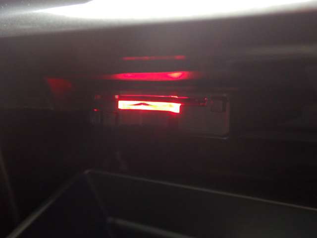 【アイサイト・障害物センサー・全席シートヒーター・パワーシート・パワーゲート・LEDヘッドライト・スマートキー・純正AW】社外メモリーナビ・バックカメラ・Bluetooth・ETC