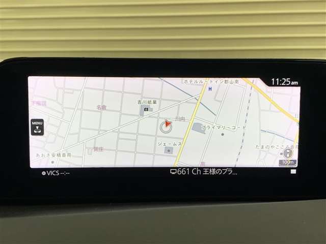 純正ナビを装備。ワイド画面のタッチパネル式で使いやすく、お出かけもラクラクです。