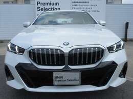 弊社社有車としてのみ使用しておりましたので喫煙歴も無く保守管理が行き届いております。