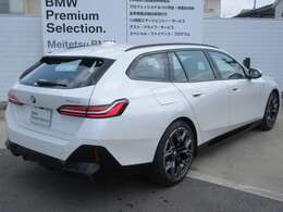 名鉄AUTOオリジナルコーティングMコートをはじめウインドフィルム施工、ドライブレコーダー取付、BMWパフォーマンスアクセサリーなど各種承ります。