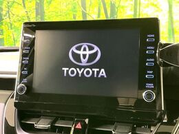 【9インチ　ディスプレイオーディオ】大画面ディスプレイへお持ちのスマートフォンと連携して、ナビやbluetoothでの音楽再生が可能です♪デザインはもちろん操作性も良好！別途ナビ機能の取付可能です♪