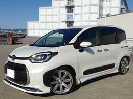 ベースは豪華オプション装着車でコーフォートパックで左右シートヒーターにステリングヒーターにオプションの天井サーキュレーターも装着★ステア支援付きのアダプティブオートクルーズにセーフティーセンス付き