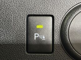 【コーナーセンサー】バンパーに付いたセンサーが障害物を検知！一定の距離に近づくとアラートで教えてくれます♪狭い駐車スペースや車庫入れ時も安心ですね☆