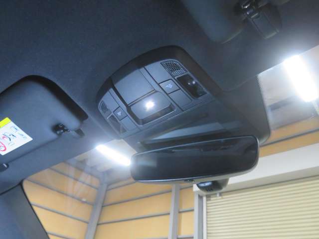 レインセンサー内蔵自動調光式ルームミラー