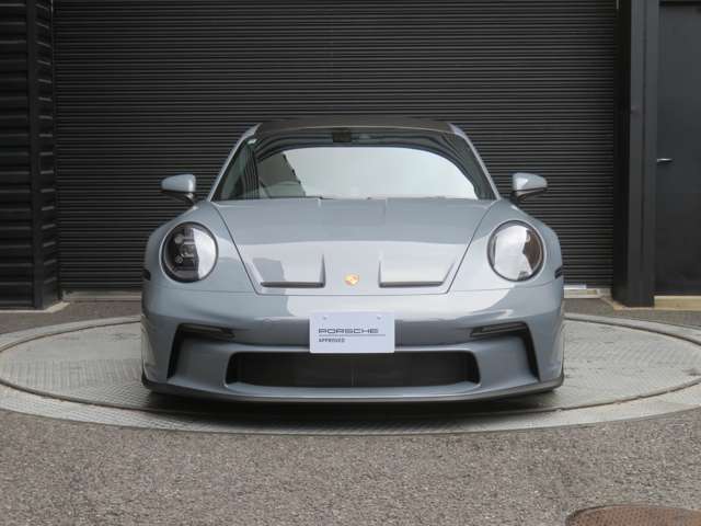ポルシェセンター西大阪の掲載車両に関するお問い合わせは、フリーダイヤル　0078-6003-119871迄お問い合わせ下さいませ。