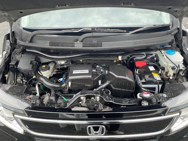 親切・丁寧な専門メカニックスタッフが応対！・車検・点検整備・事故等の修理などアフターサービスも安心。お車のカスタマイズもネクステージのサービススタッフまでご相談ください！