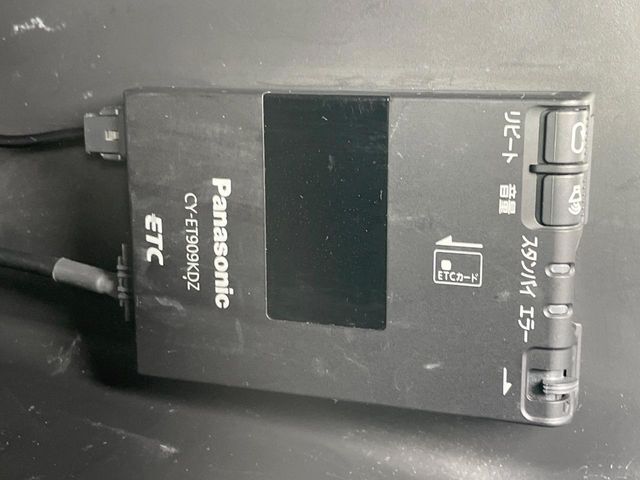 【ETC】高速道路の料金所をストレスなく通過！話題のスポットやサービスエリアに多い「スマートIC」利用時は必須のアイテムです。当店でセットアップを実施、ご納車当日からすぐにご利用いただけます！