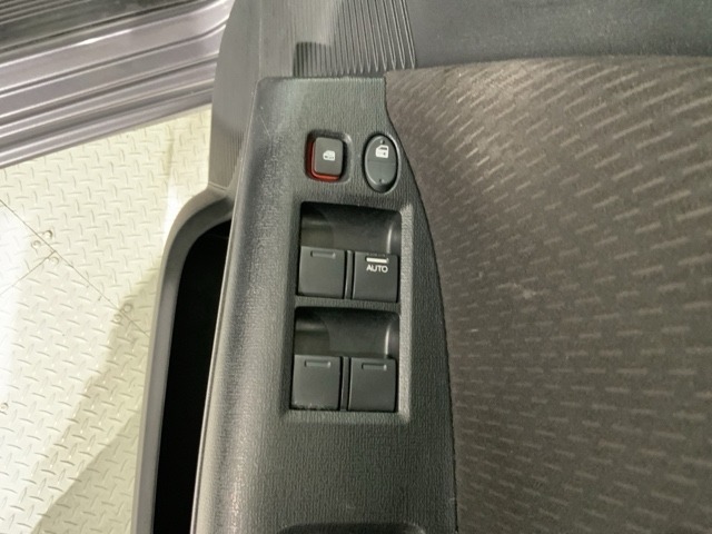 ご納車までの期間ですが、県内のお客様は1，2週間、県外のお客様は2，3週間ほどでご納車が可能となります。但し、お支払いや書類の状況によっては多少の前後もありますので、その際には何卒ご了承下さい。
