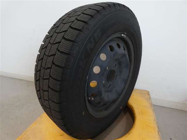R6年式冬タイヤ195/65R15オートバックス製です。