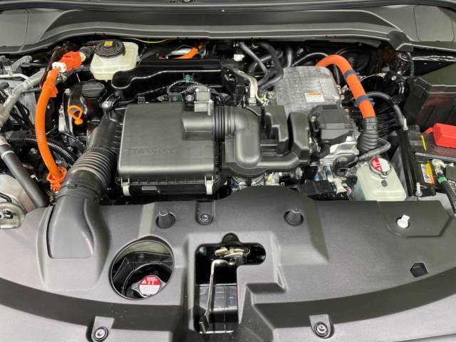 親切・丁寧な専門メカニックスタッフが応対！・車検・点検整備・事故等の修理などアフターサービスも安心。お車のカスタマイズもネクステージのサービススタッフまでご相談ください！