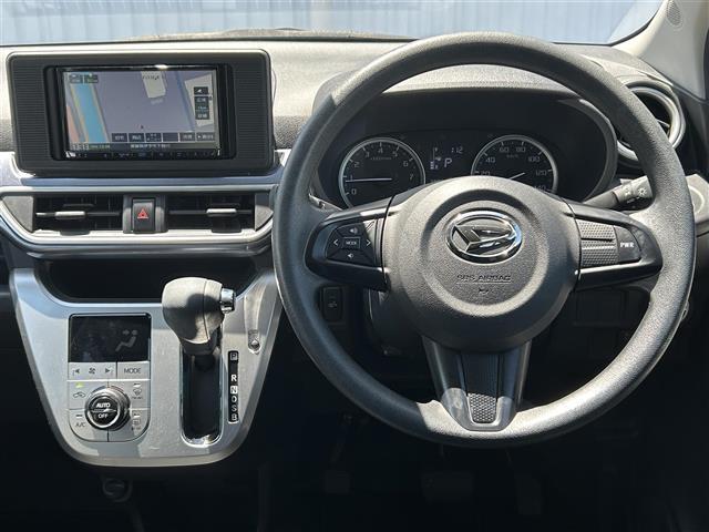 座り心地が良いシートなので長時間の運転でも快適にお過ごしいただけます。新品のフロアマットのご注文も可能です。掲載箇所以外にご希望の写真がございましたらお気軽にお問い合わせ下さい。