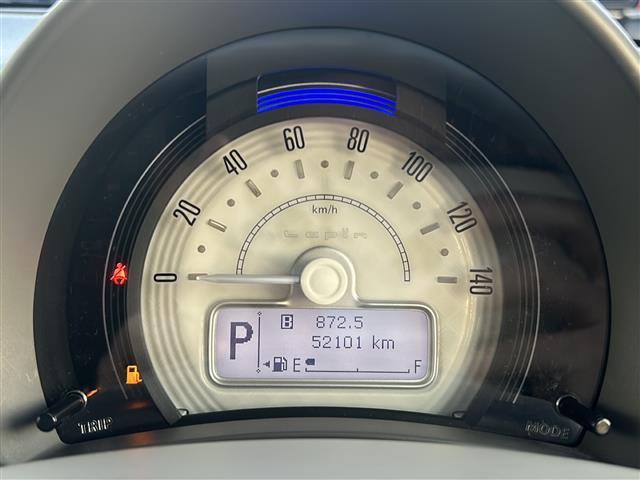 【スピードメーター】メーターがシンプルで見やすく運転しやすいですね！