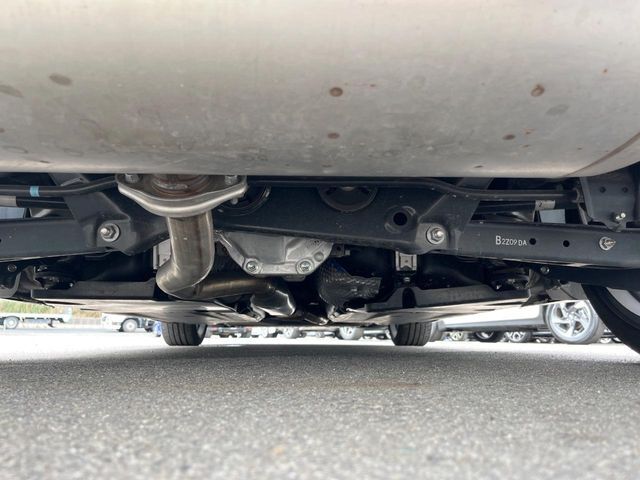 下回りがきれいなうちに、防錆加工の施工がオススメ。降雪地域はもちろん、沿岸部にお住いの方や、趣味でマリン・ウィンタースポーツをされる方にご好評いただいております。