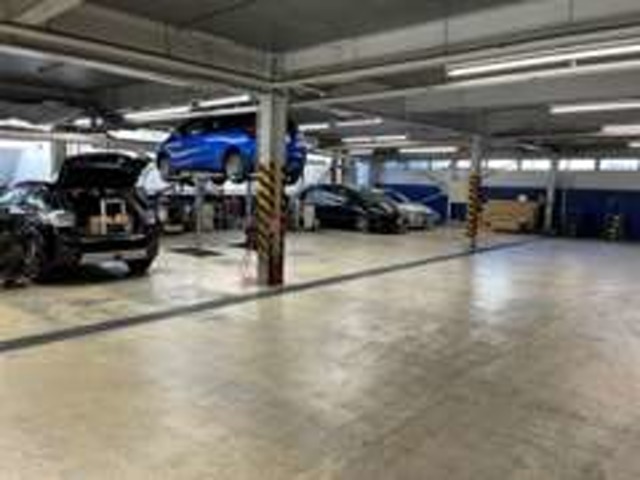 ご購入後も当店では自社工場がございますのでお車のメンテナンスもお任せください！