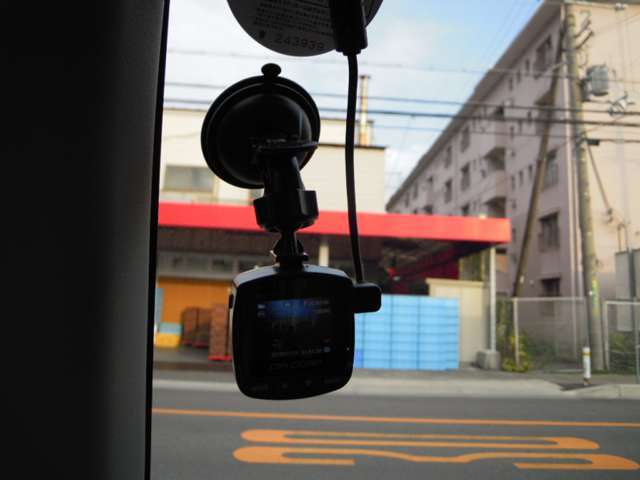 ドライブレコーダー