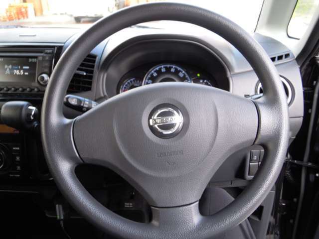 ステアリングに大きなスレはありません