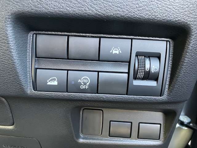 各種操作スイッチです