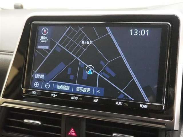 トヨタ純正ナビ搭載してます！！FM.AMラジオ、フルセグTV視聴、音楽録音、DVD再生、Bluetooth接続できます♪