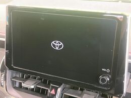 【純正ナビ】人気の純正ナビを装備。オーディオ機能も充実しており、Bluetooth接続すればお持ちのスマホやMP3プレイヤーの音楽を再生可能！毎日の運転がさらに楽しくなります！！
