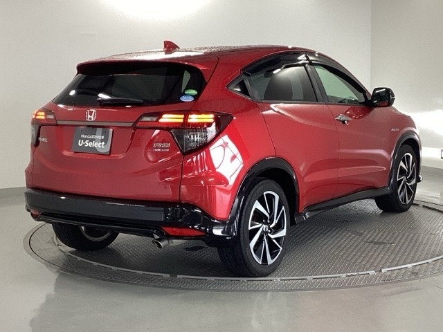 ご覧のように綺麗にクリーニングされており、とてもキレイなボディですよ。外装はもちろん内装も綺麗です。