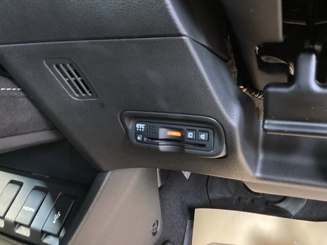 ETC付いてます。ETCが使用可能な道路通行料はキャッシュレスでスマートに走行できます。再セットアップして納車致します。