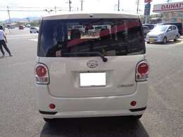 “クルマと笑顔が買えるトコロ・・・”そんな中古車展示場です！ぜひお越しください！