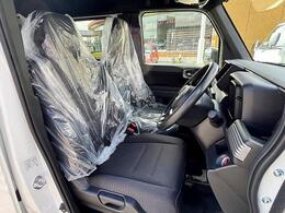 当店はサービス工場併設です！！資格をもった優秀なメカニックが真心込めて整備致します！！安心してカーライフをお楽しみください！！車検も安心・安いのBCNいわきにお任せください！！