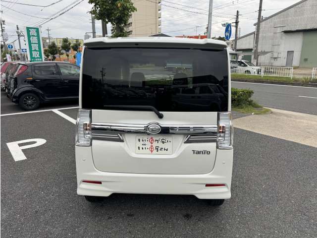 来店の際は事前にお電話頂けますとスムーズにお車をお見せ出来ますので、お気軽に連絡をください！いい車が安い☆彡いい車屋さん♪052-619-6662スタッフ一同心よりお待ちしております！仕上げも他社には負けません！