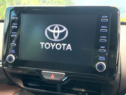 【8インチ　ディスプレイオーディオ】大画面のディスプレイはAppleCarPlayやAndroidAutoが利用可能。大きな画面でスマホナビアプリ等が利用いただけます♪
