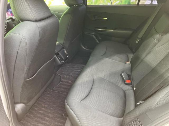 WECARSでは各商談席に大型モニターをご用意しております！見やすい大画面でゆったりと全国の在庫をご覧いただけます！是非ご来店お待ちしております！