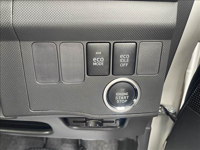 ご納車後も安心、安全なお車にお乗りいただく為にお得な保証パックもご用意しております。軽スマイルは、ご成約から納車後までお客様の大切なお車のサポートをさせていただきます！
